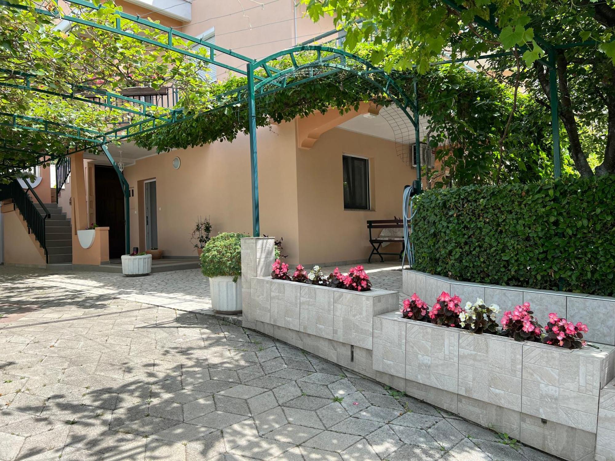 Apartman Ahmicic Криквеница Екстериор снимка
